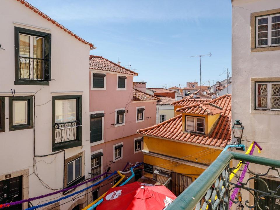 Lisbon Alfama Terrace Apartment ภายนอก รูปภาพ